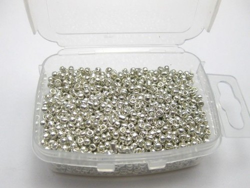 5000 de rocaille Verre Seed Perles 2 mm Boîte de rangement métallique or argent 10//0