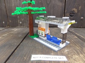 Lego Town City Square Traffic Tram Monorail Station #60097 NOT COMPLETE (1) GONE