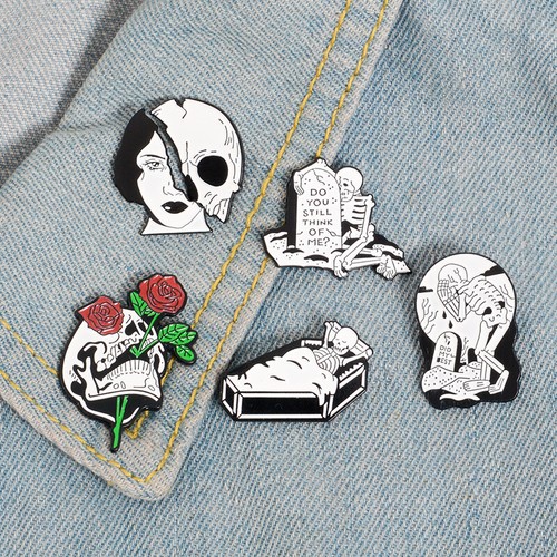 Half Face Retro Punk Rose Skull Enamel Brooch Coffin Tombstone Badge Pins