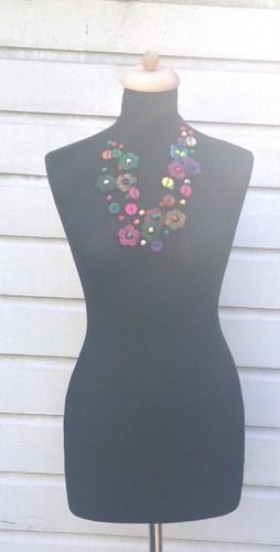 LAGENLOOK 70/'S VINTAGE STYLE WOODEN FLOWER STATEMENT NECKLACE FREE POST BOHO