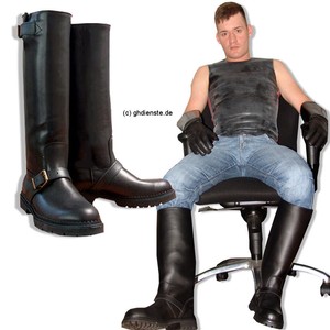 Gay Leather Boot 101