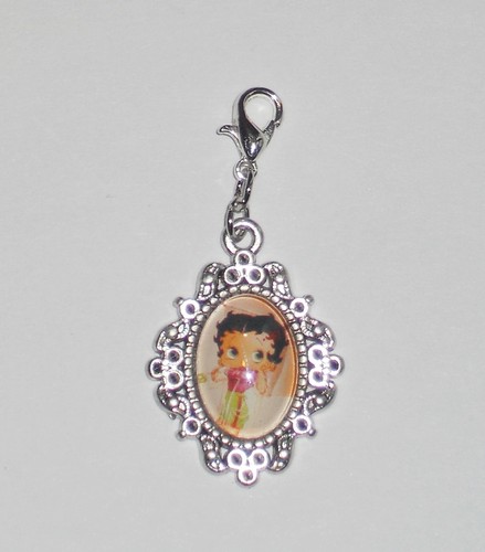** Betty Boop ** Hermoso Vidrio Revestida Foto Dijes Compre 2 obtenga 1 gratis *