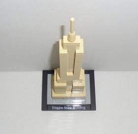 LEGO Architecture Empire State Building 21002 Box Instructions Assembled