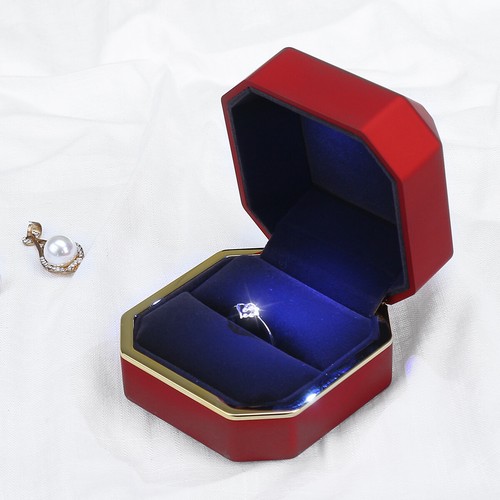 Luxury LED Ring Box With Light Wedding Jewellery Display Engagement Case Gift