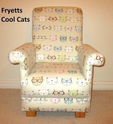 Fryetts Cool Cats tissu enfants chaise ENFANT chambre à coucher Chatons Pussy Spots fauteuil