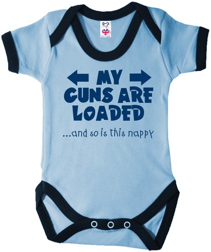 FUNNY Baby Body /"Il mio pistole sono caricate /& così è questo pannolino/" Babygrow Gilet