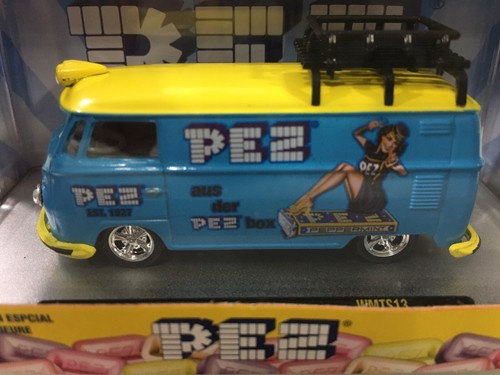 M2 MACHINES PEZ 1960 VW DELIVERY VAN