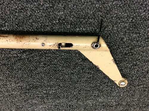 62737-000 Piper Cherokee PA28 Flap Handle Assy Alt: 63782-000 63782-004