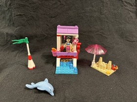 LEGO FRIENDS: Emma's Lifeguard Post (41028)