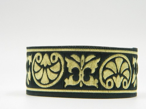 10m Jacquard Ribbon//Trim Medieval 33mm width Various colours available