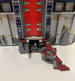 LEGO Ninjago Movie: Temple of The Ultimate Ultimate Weapon (70617) - Incomplete