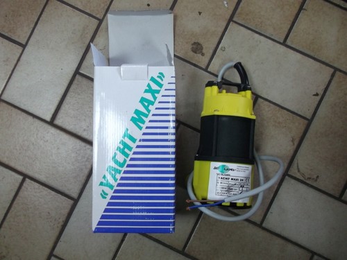 YACHT SUBMERSIBLE WATER PUMP 24 VOLT DC BILGE PUMP MAXI