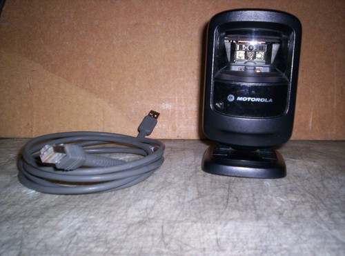 Motorola DS9208-SR00004NNWW Barcode Scanner with USB Cable Guaranteed