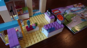 LEGO FRIENDS 3 Set Lot: Vet Clinic 41085, Ambulance 41086, Parrot 41024