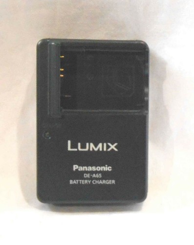 Genuine Panasonic Lumix DE-A65 Battery Charger For DMC-ZR1 DMC-ZR3 DMC-ZS1