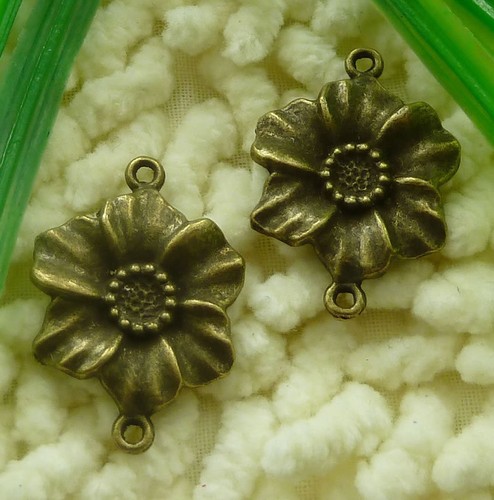 Free Ship 40 pieces Antique bronze flower connector 30x27mm #2185