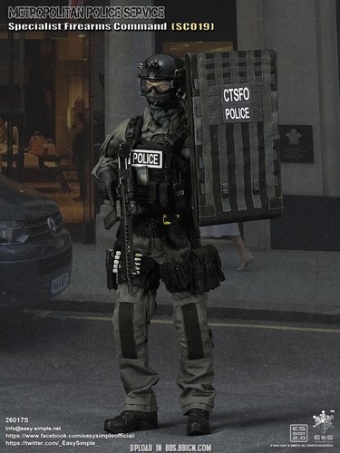 Easy/&Simple ES 26017 1:6 British Specialist SHIELDMAN Command SCO19 Figure