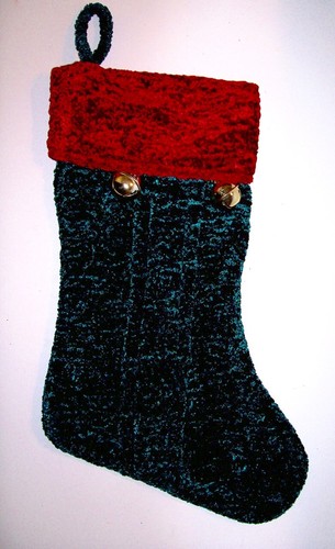 Luxurious Red /& Green with Bells LARGE 20.5/" Christmas Stocking Excellent