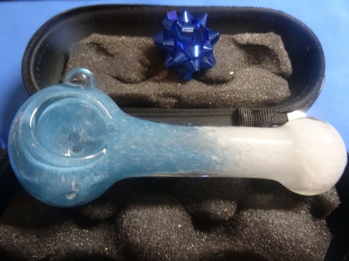 Blue on White Tobacco Borosilicate Glass Hand Smoking Pipe.5" & FREE CASE Blue on White Tobacco Borosilicate Glass Hand Smoking Pipe.5" & FREE CASE