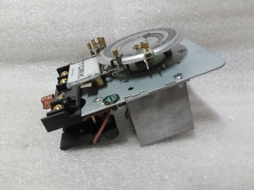 Details about / Tork S-609 Time Switch 24 Hour Dial with Omitting Switch S609