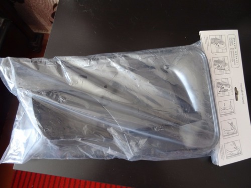 GENUINE SKODA OCTAVIA MK1 1U FRONT MUDFLAPS KEA075003