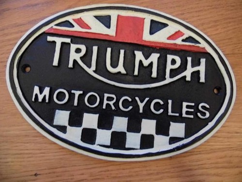 FABULOUS LARGE CAST IRON WALL PLAQUE ADVERTISING SIGN *TRIUMPH MOTORCYCLES*