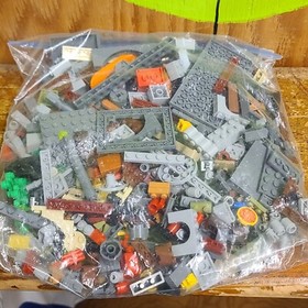 Lego Set #79103 TMNT Turtle Lair Attack incomplete no minifigs