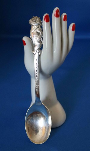 Rare Retro NOS 1965 Kellogg/'s Tony Tiger Old Company Silver Plate Cereal Spoon