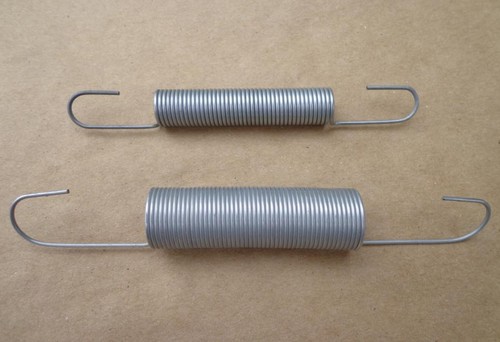 GM CARS//TRUCKS CAMARO SS RS PONTIAC NOVA 101-14 TWO THROTTLE RETURN SPRINGS