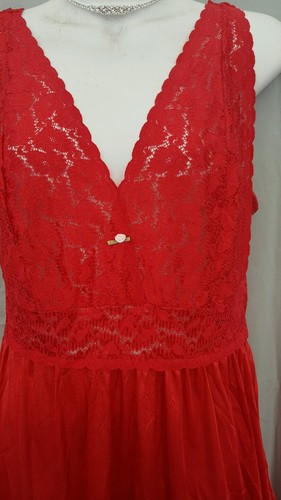 Amoureuse RED Nightgown Robe PEIGNOIR SET BELOW KNEE LENGTH Plus 1X 46/" BUST