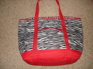 EXTRA-LARGE-ZEBRA-CARRY-ALL-COOLER-KEEP-COOL-NWOT