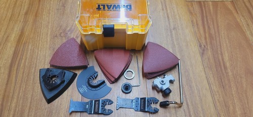 DeWalt Oscillating Multi Tool 34-Pc aproximate Set Case
