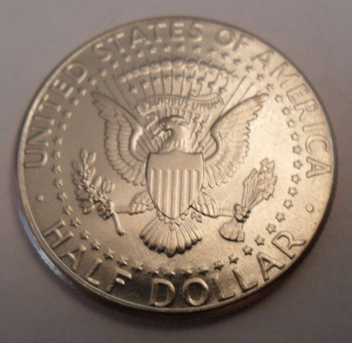 1995 D KENNEDY HALF DOLLAR **FREE SHIPPING** CHECK OUT OUR P/&D SETS!