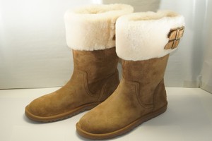 ugg australia women's beckham boot ugg australia women's beckham boot