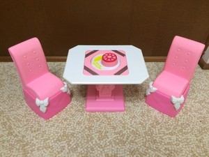 1992-Barbie-Doll-Home-Table-Chair-Set-Formal-Royal-Dining-Room-Furniture-Playset