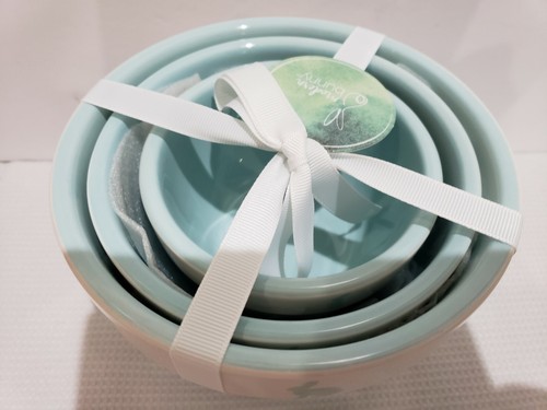 Easter Terramoto Ceramic Blue White Bunny Rabbit Nesting Bowls Set of 3