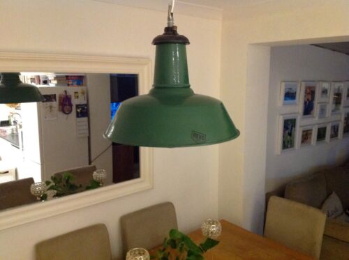 Vintage Revo extremely rare 18/" diameter period light.