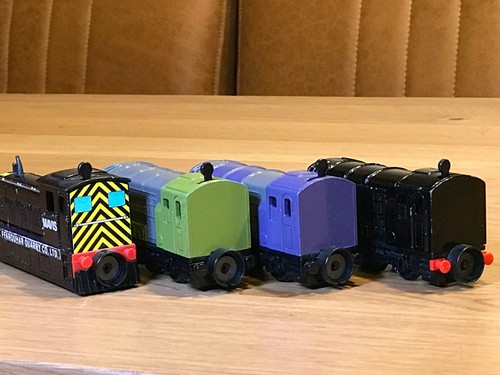 BANDAI Thomas Engine Collection Die-cast DIESEL SPLATTER DODGE MAVIS JAPAN