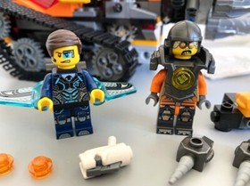 LEGO Ultra Agents - Drillex Diamond Job with Minifigures, Complete Set 70168