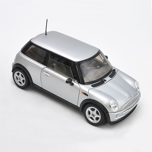 Welly NEX 1:18 Scale Diecast Car Model BMW MINI COOPER SUV Silver New in Box