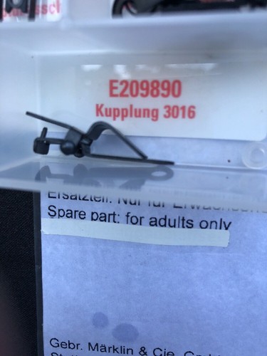 Märklin H0 Neuware E209890 Kupplung 3016