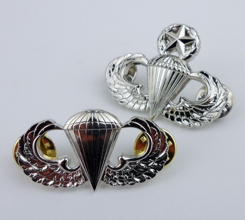 Two US Military Parachutist Badge US Jump Wings Basic /& Master Airborne Badges