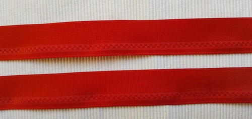 Antik:uraltes Seiden MUSTER RIPS ROT 26mm gekettelt um 1920