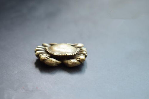 Chinese Pure Bronze brass crab small pendant copper Figurines Statues