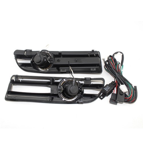 Black Car BUMPER GRILLE FOG LIGHT FOR VW JETTA BORA 99-04 Yellow Lens