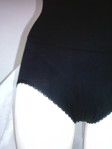LINGERIESCULPTANTEGAINE CULOTTEMINCEUR3ZONESMODELAGESANSCOUTUREVENTREPLATNOIR 44