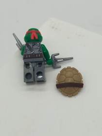 Lego Teenage Mutant Ninja Turtles Minifigure Raphael w Armor 79119 daggers