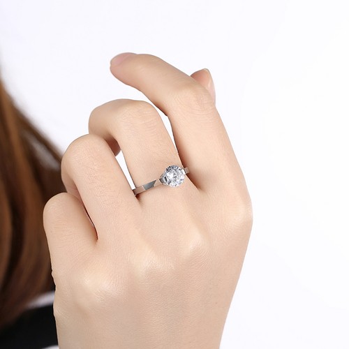 Stainless Steel SolitaireRing AAA Zirconia Women B463