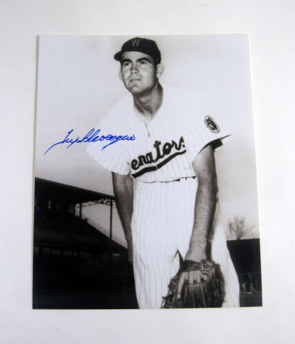 Tex Clevenger Signed 8 x 10 Photo Senators Auto
