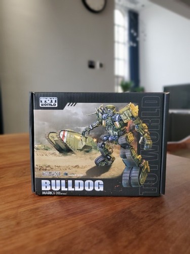 Transformation Toyworld TW-FS01 Bulldo,In stock!